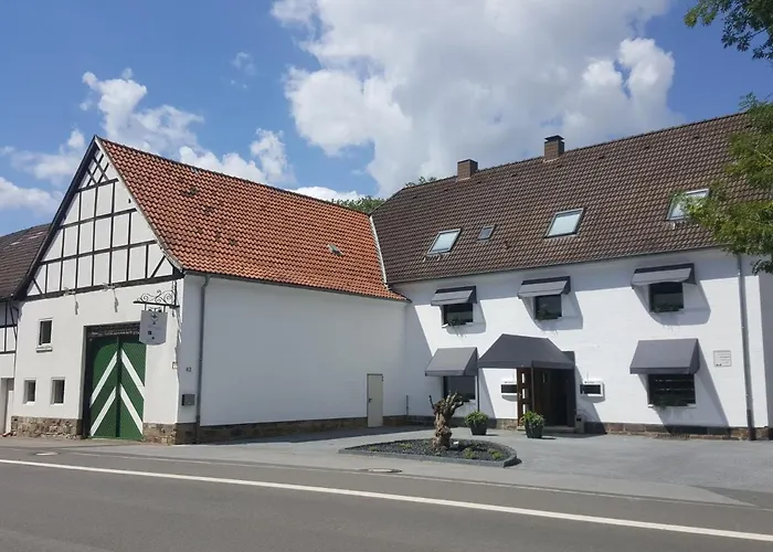 Hilleringmann Hotel *